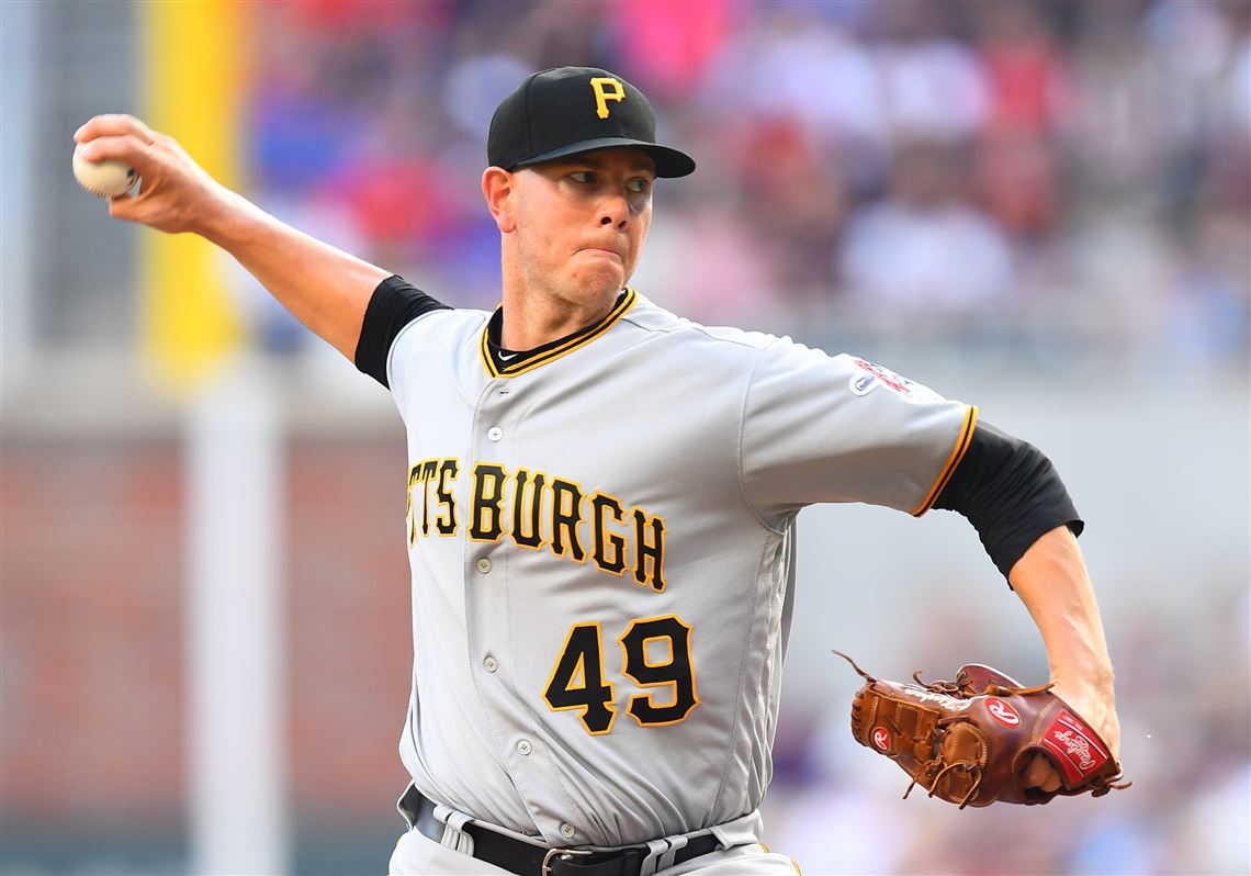 Pirates' Kingham loses perfect game in 7th in his MLB debut