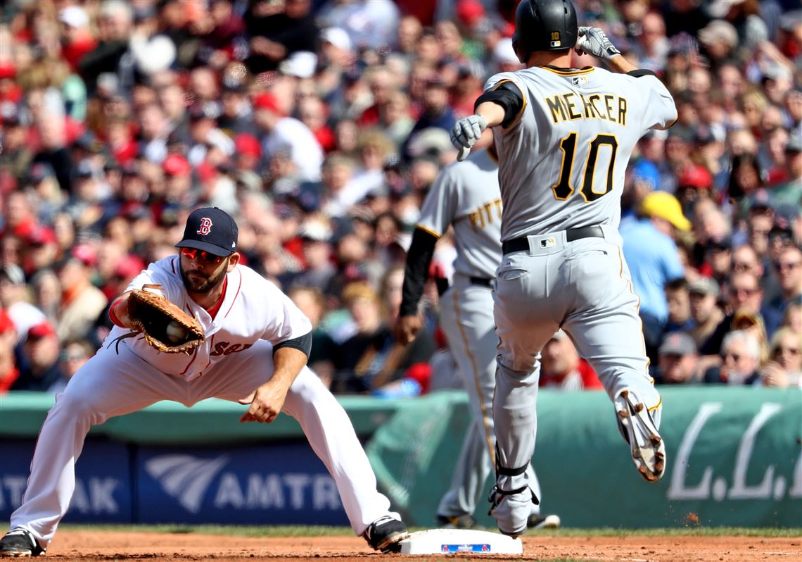 Slumping Jordy Mercer sits for first time this season