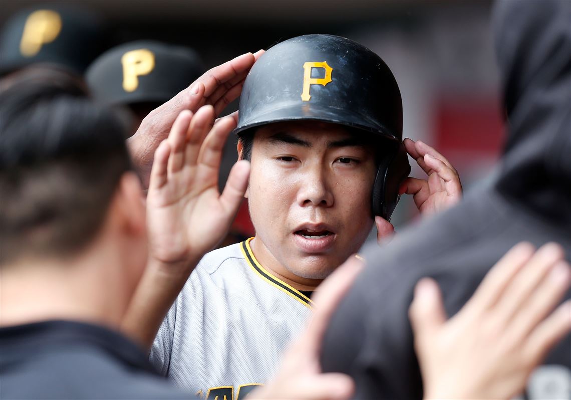 Pirates' Jung-ho Kang charged with fleeing scene of DUI crash in