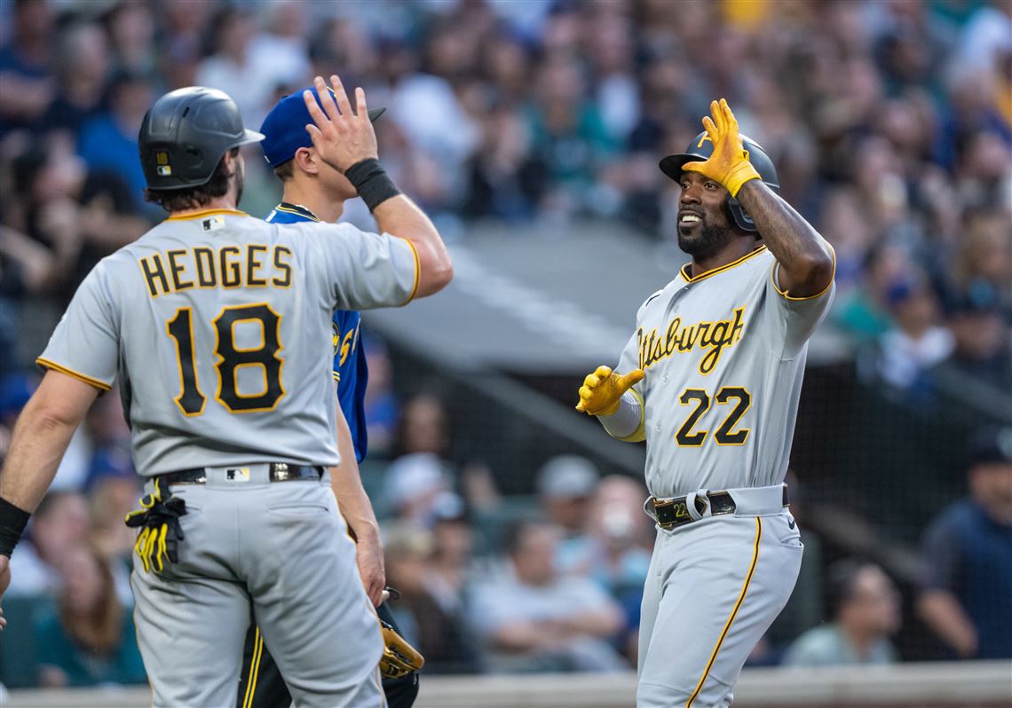 Luis Castillo strikes out 10 as Seattle Mariners beat Pittsburgh