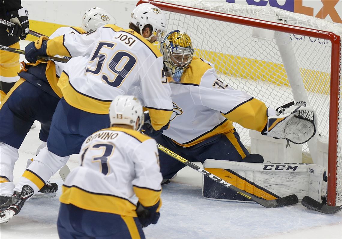 Predators-Penguins-Hockey-7-1577589509.jpg