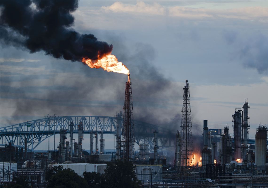 Fire Explosions Rock Philadelphia Oil Refinery Pittsburgh Post Gazette 3123