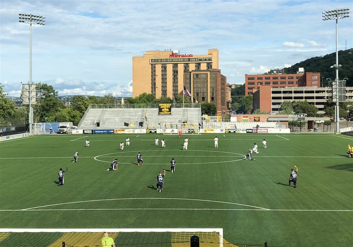 Riverhounds Comfortable Allowing Players To Either Stand Or Kneel For National Anthem Pittsburgh Post Gazette
