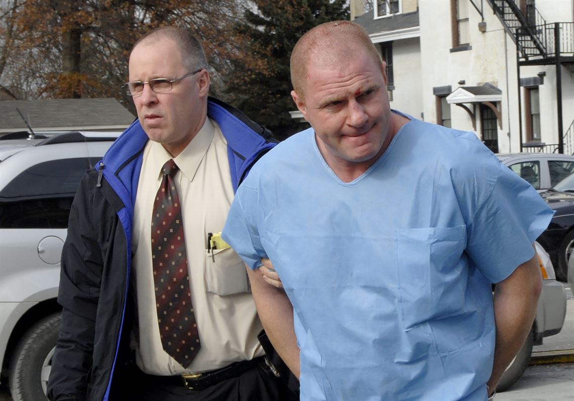 Infamous federal inmate arraigned on new charge in U.S. prison drug ring