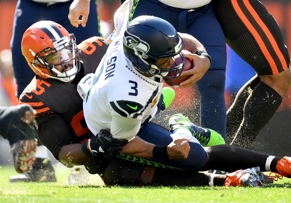 Cleveland Browns' Myles Garrett: Fan punched me in face 