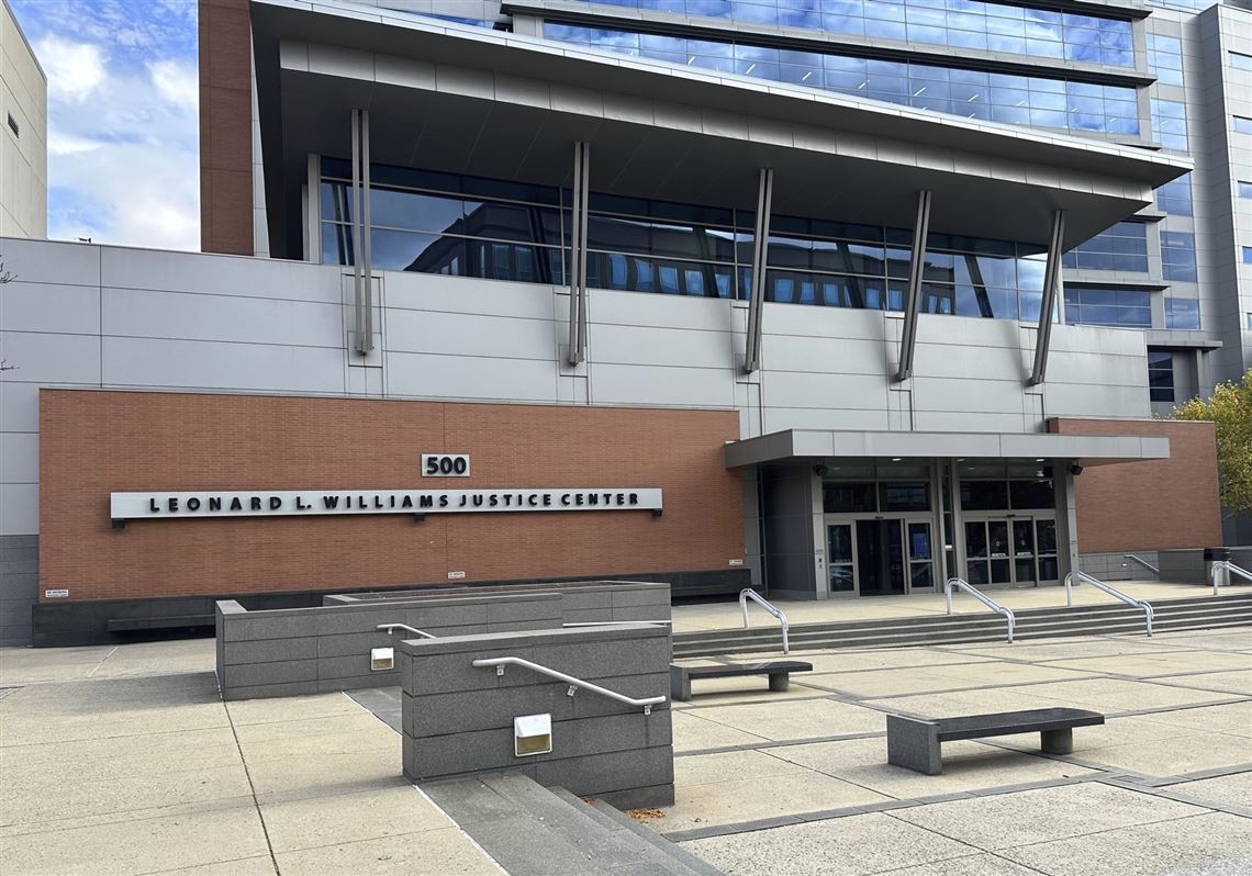 Jury deliberates fate of suspected serial killer accused in 6 deaths in
