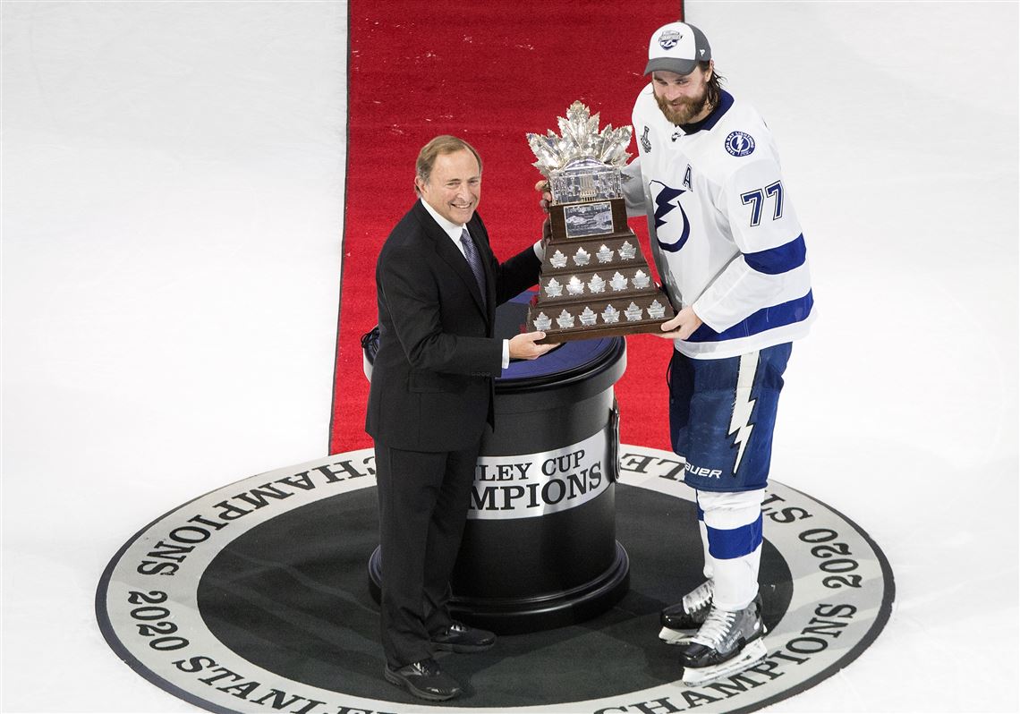 Tampa Bay's Victor Hedman wins Conn Smythe as playoff MVP air ice AP  lightning Tampa Bay
