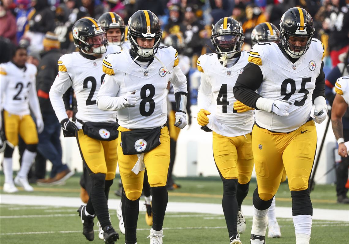 Quarterback Controversy? At Least For Now, Steelers Aren't Picking ...