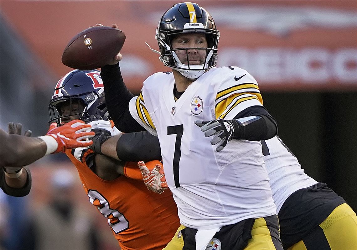 Ben Roethlisberger Watches Pittsburgh Penguins Warmup In No. 7 Jerseys -  CBS Pittsburgh