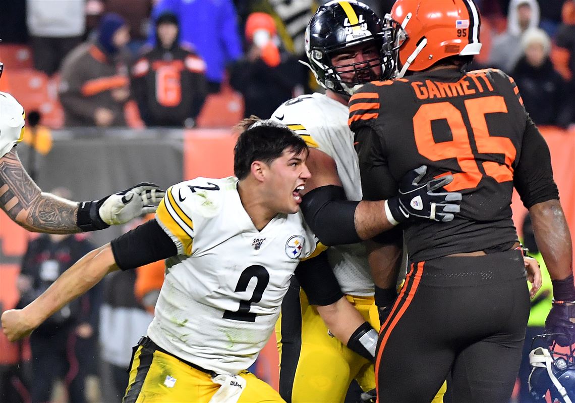 Browns name 'big guy' Myles Garrett captain for win-and-in vs. Steelers,  Mason Rudolph