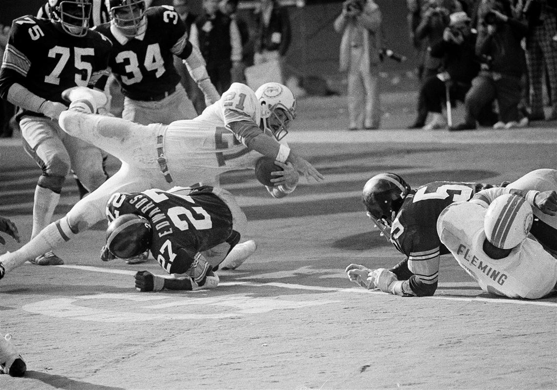 Jim Kiick, who helped the Dolphins to a perfect season, dies at 73