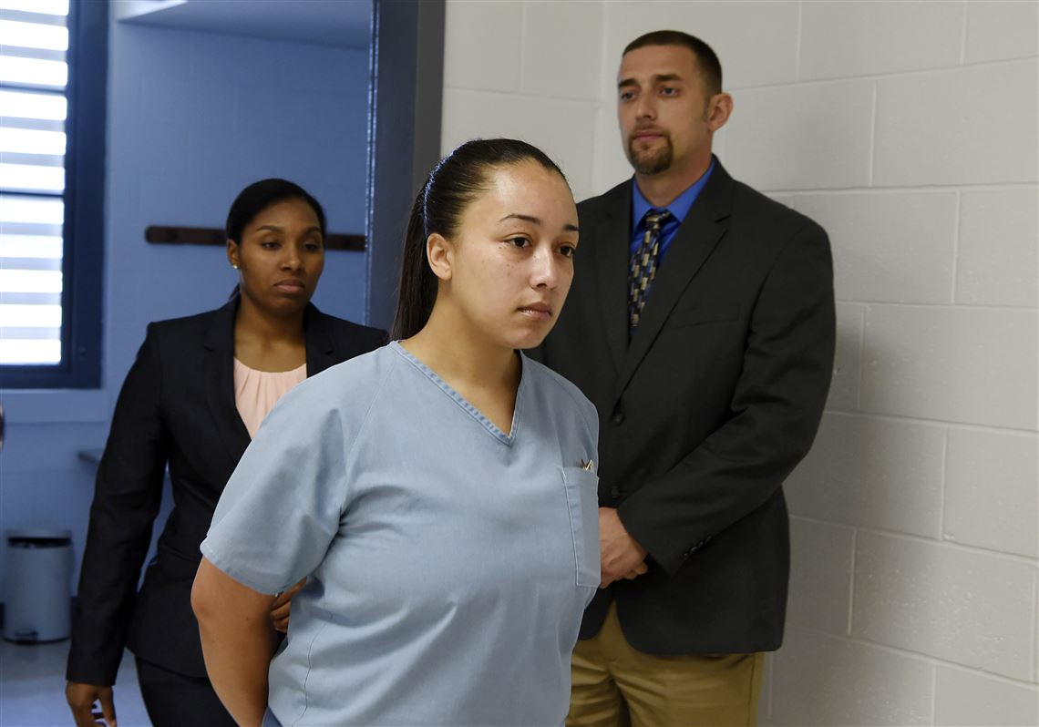 Cyntoia Brown, sentenced to life for killing a man as a teen sex-trafficking  victim, wins clemency | Pittsburgh Post-Gazette