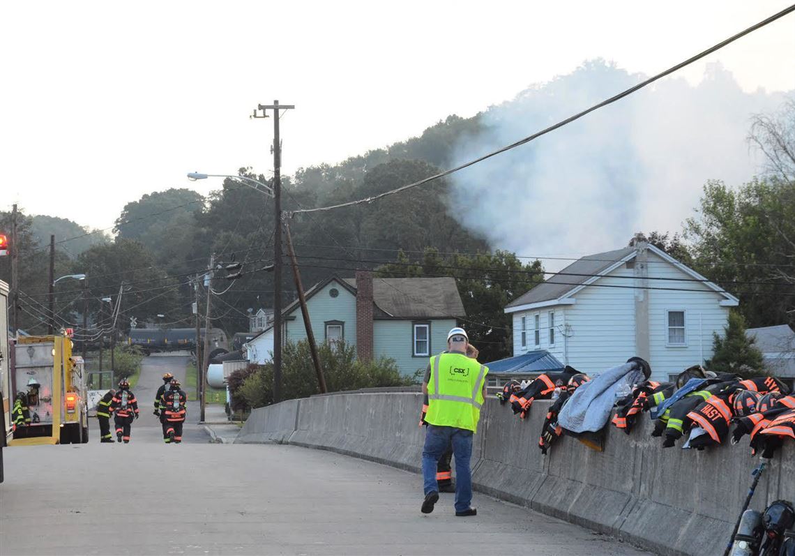 The Latest Pennsylvania town evacuated after train derails Pittsburgh PostGazette