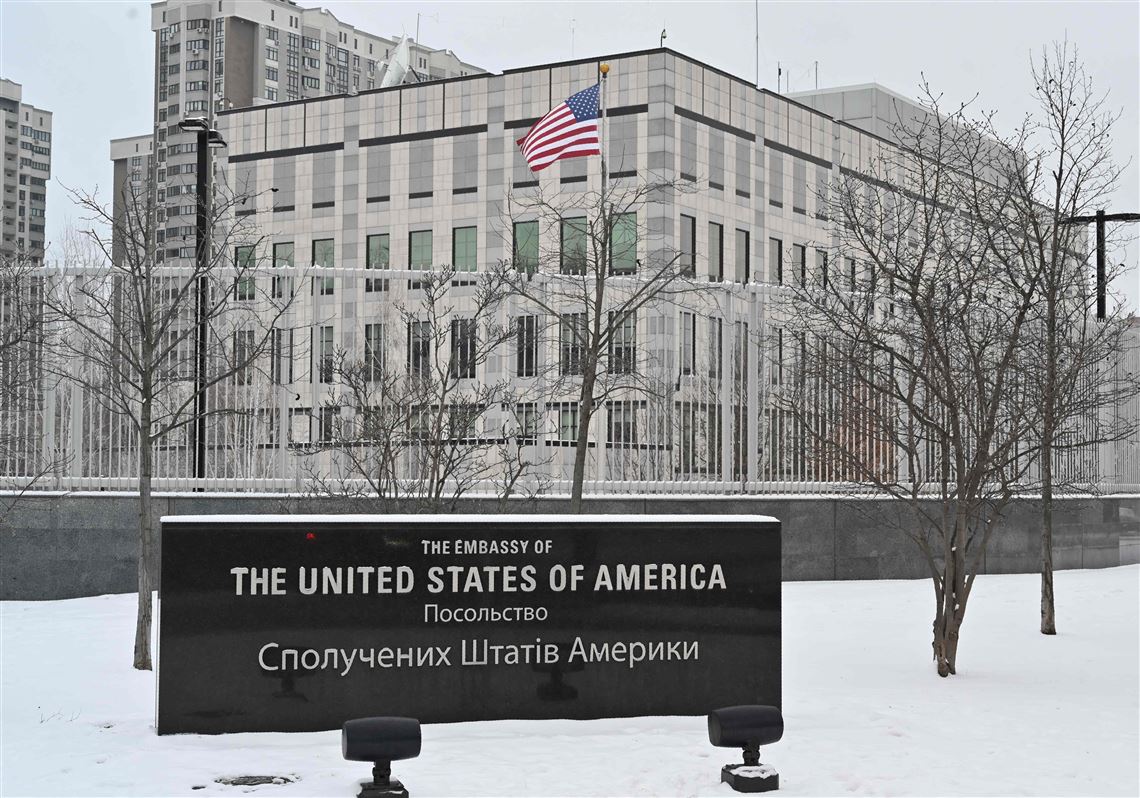 U S Draws Down Ukraine Embassy Presence As War Fears Mount