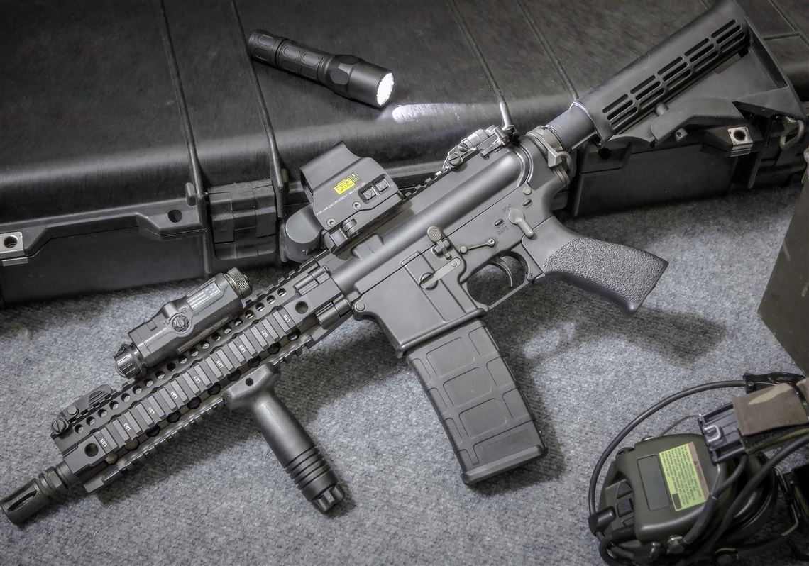 Gun rights advocates file complaints against city officials