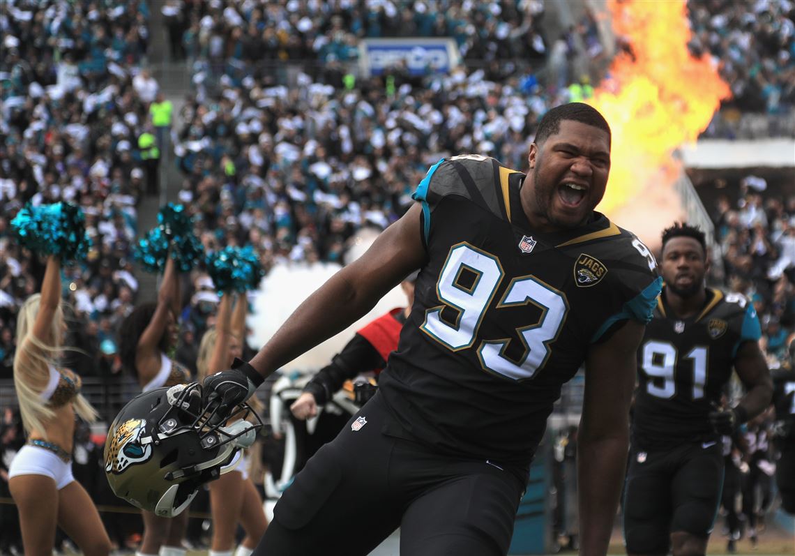 Calais Campbell always on the move for the Jaguars