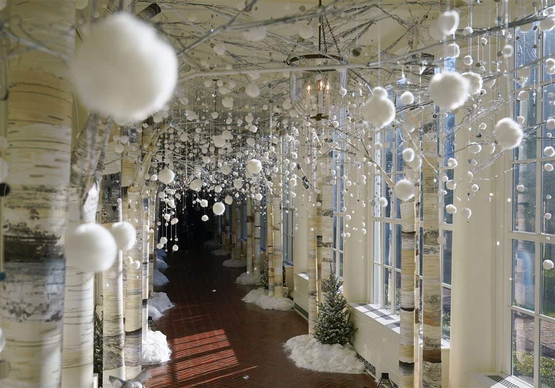 Photos: White House Christmas Decorations 2022