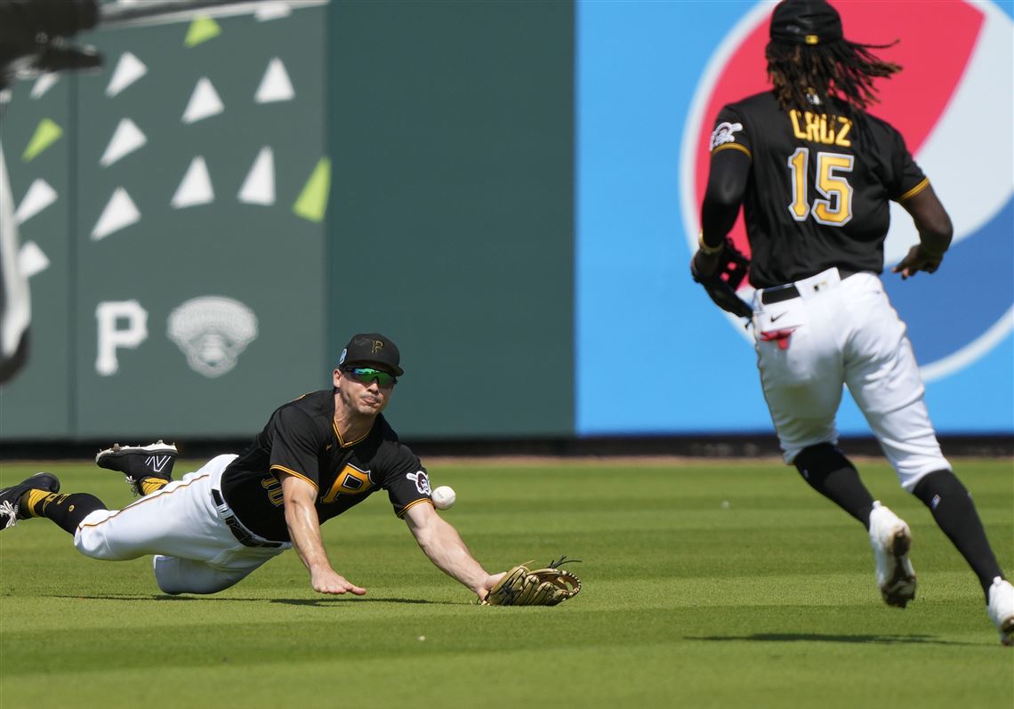 Oakland Athletics: Who has the edge in the second base race?