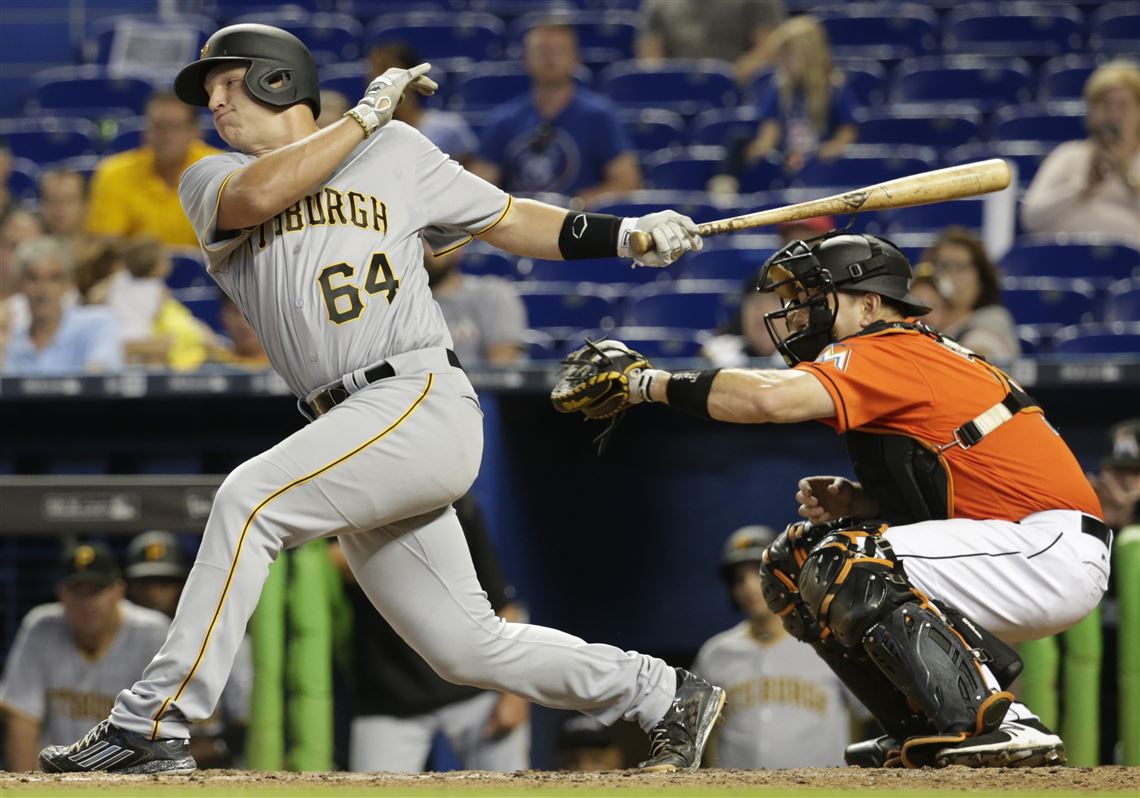 Francisco Cervelli helping Miami Marlins on and off field