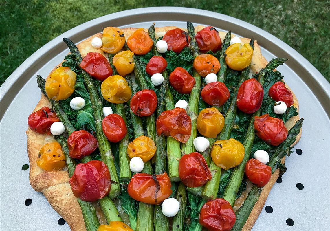 Give Mom A Colorful Bouquet Make It Edible Pittsburgh Post Gazette Bouquet Pizza 1 1588797016