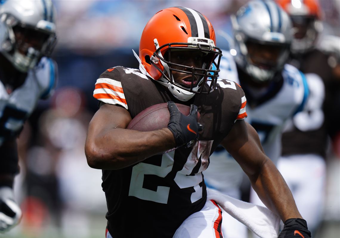 NFL Week 2 Monday Night Football: Browns RB Nick Chubb carted off with knee  injury in loss to Steelers, Saints top Panthers