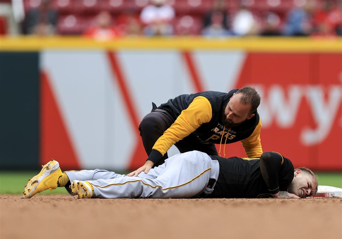 Pirates catcher Michael Perez back wearing the clothes of a big-league  player