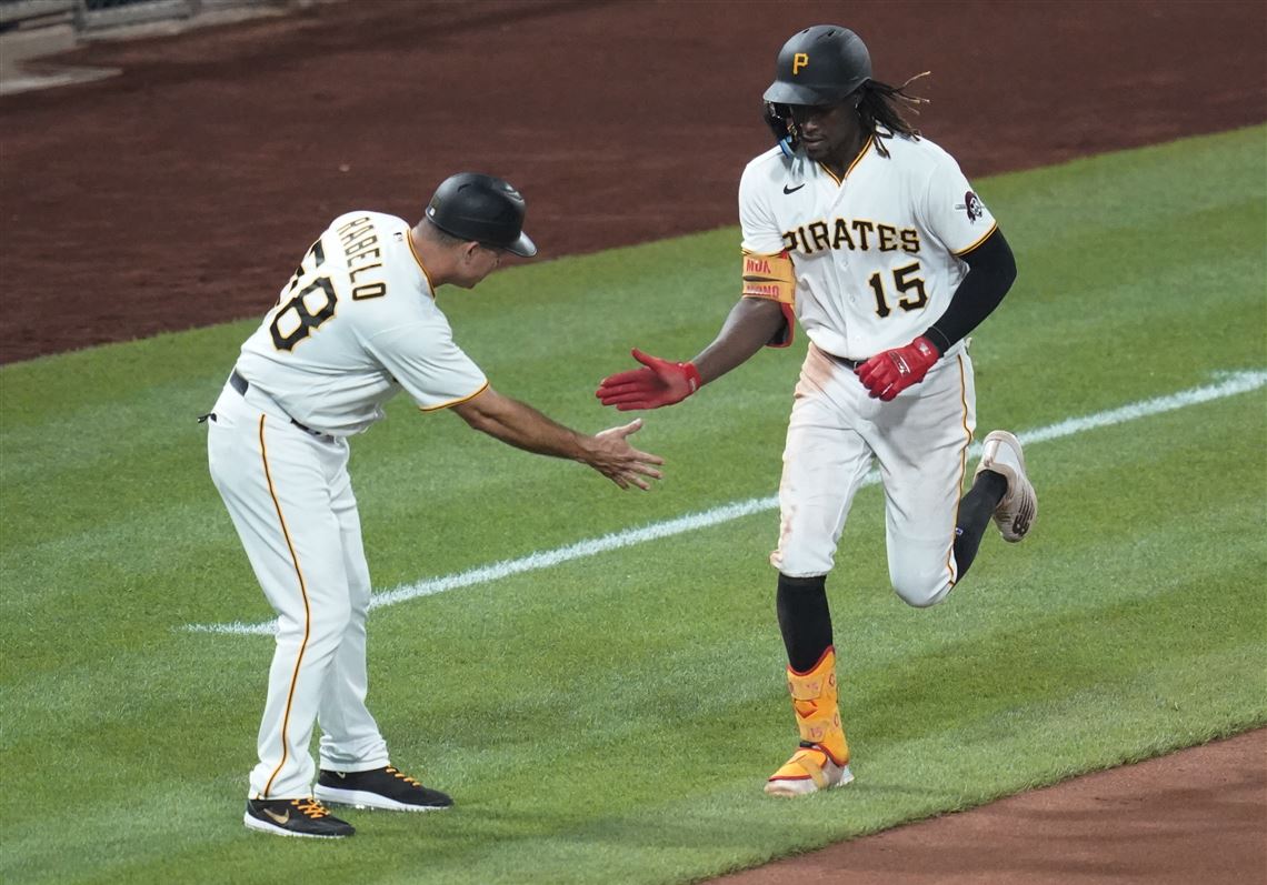 Oneil Cruz fractures his ankle in a collision at home, benches clear in  Pirates win