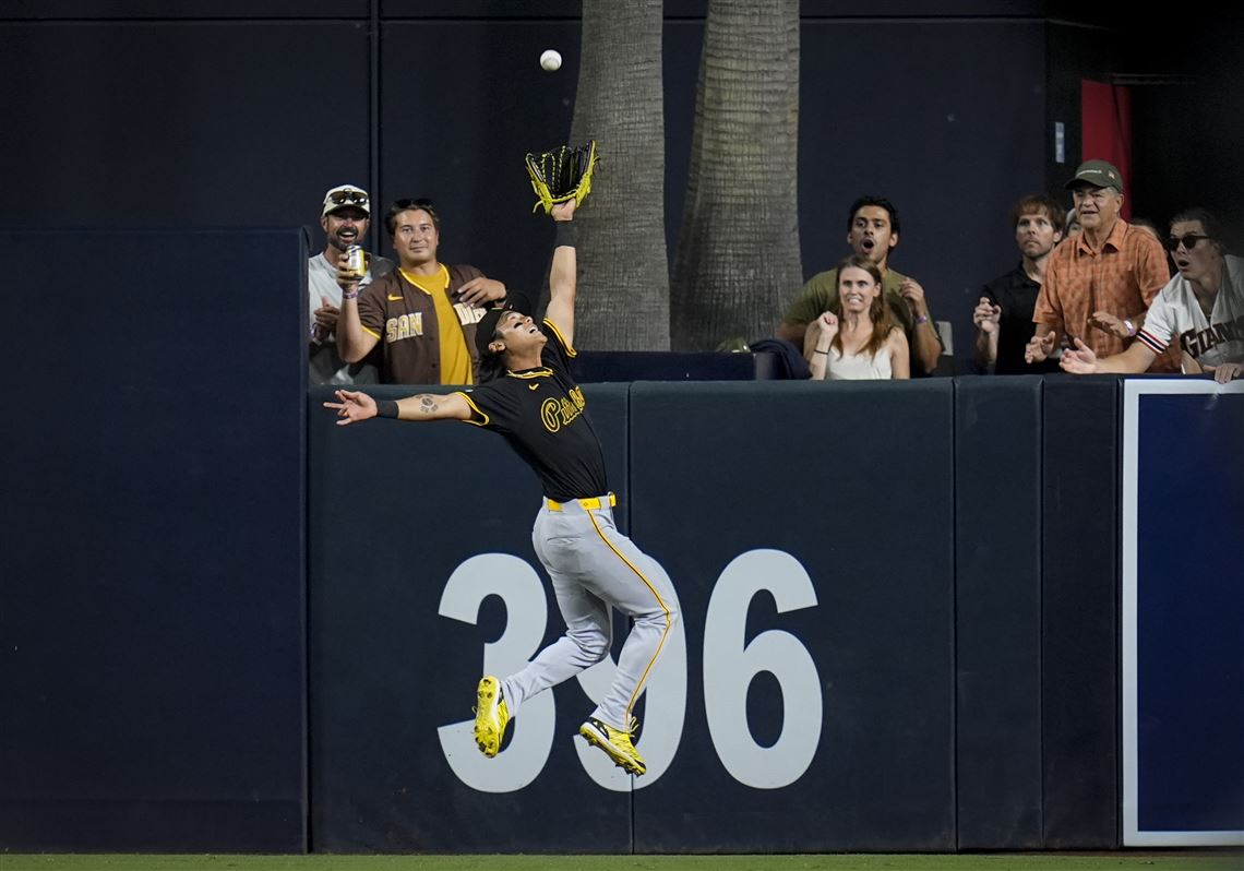 Pirates drop 9th straight game in shutout loss to Padres 