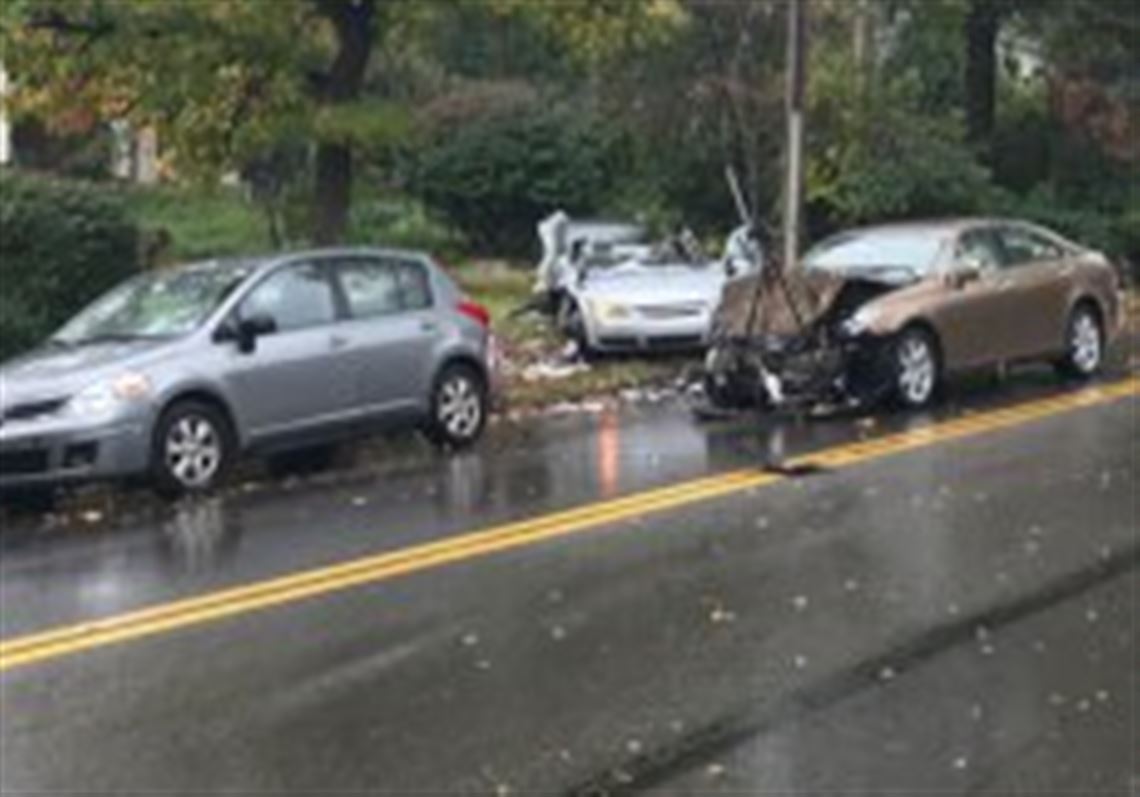 Uniontown woman killed, 3 injured in Point Breeze area crash