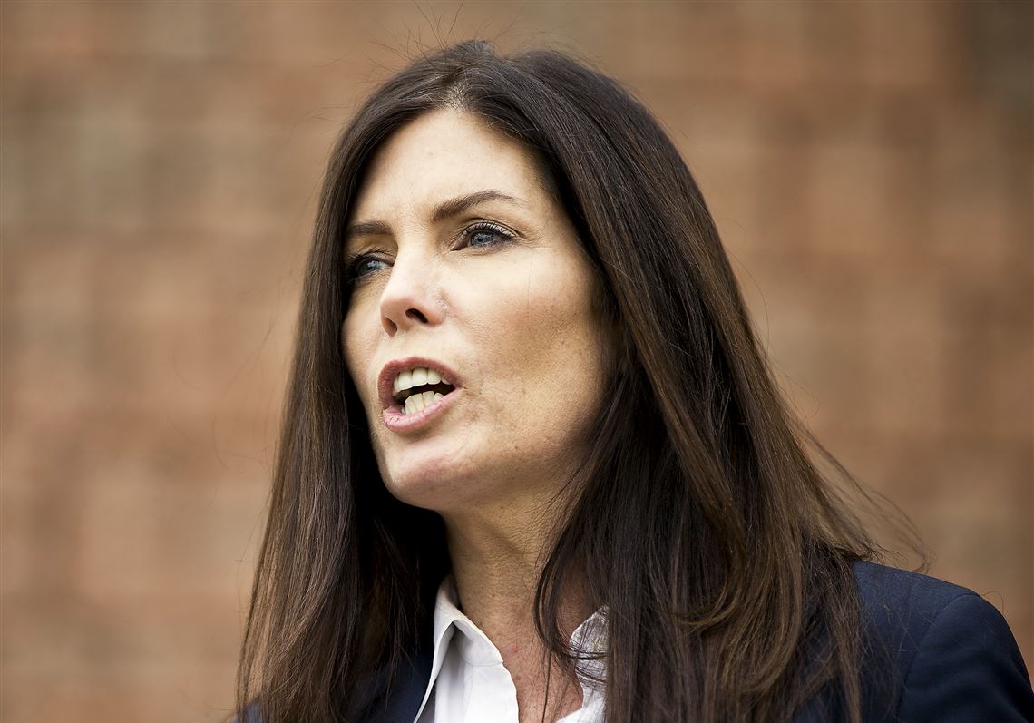 Pa. Attorney General Kane fires top aide who testified in leak probe