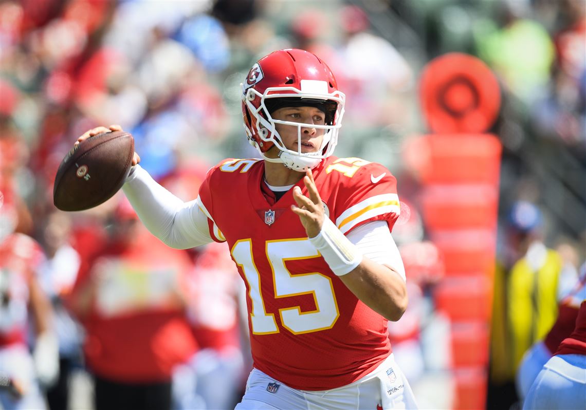 Records, Red Sox ties and a draft day 'what if': 5 things to know about Patrick  Mahomes