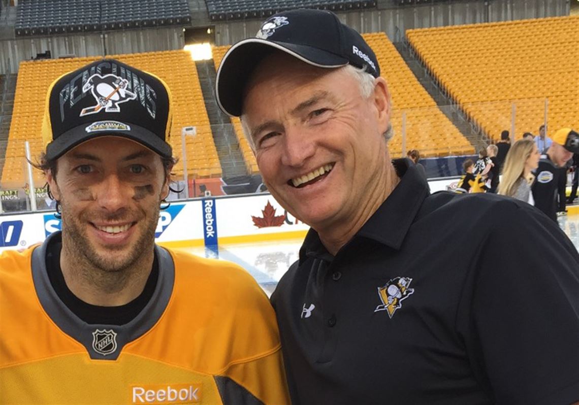 Pittsburgh Penguins on X: @ROOTSPORTSPIT Loved watching Matt Cullen see  his sons, wife, and Dad on the ice after winning it all. #HappyTears  #Pens50  / X