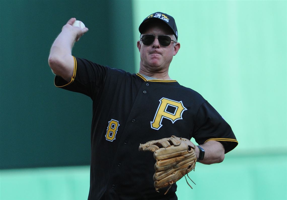 Former Pirates owner Kevin McClatchy reveals he is gay 