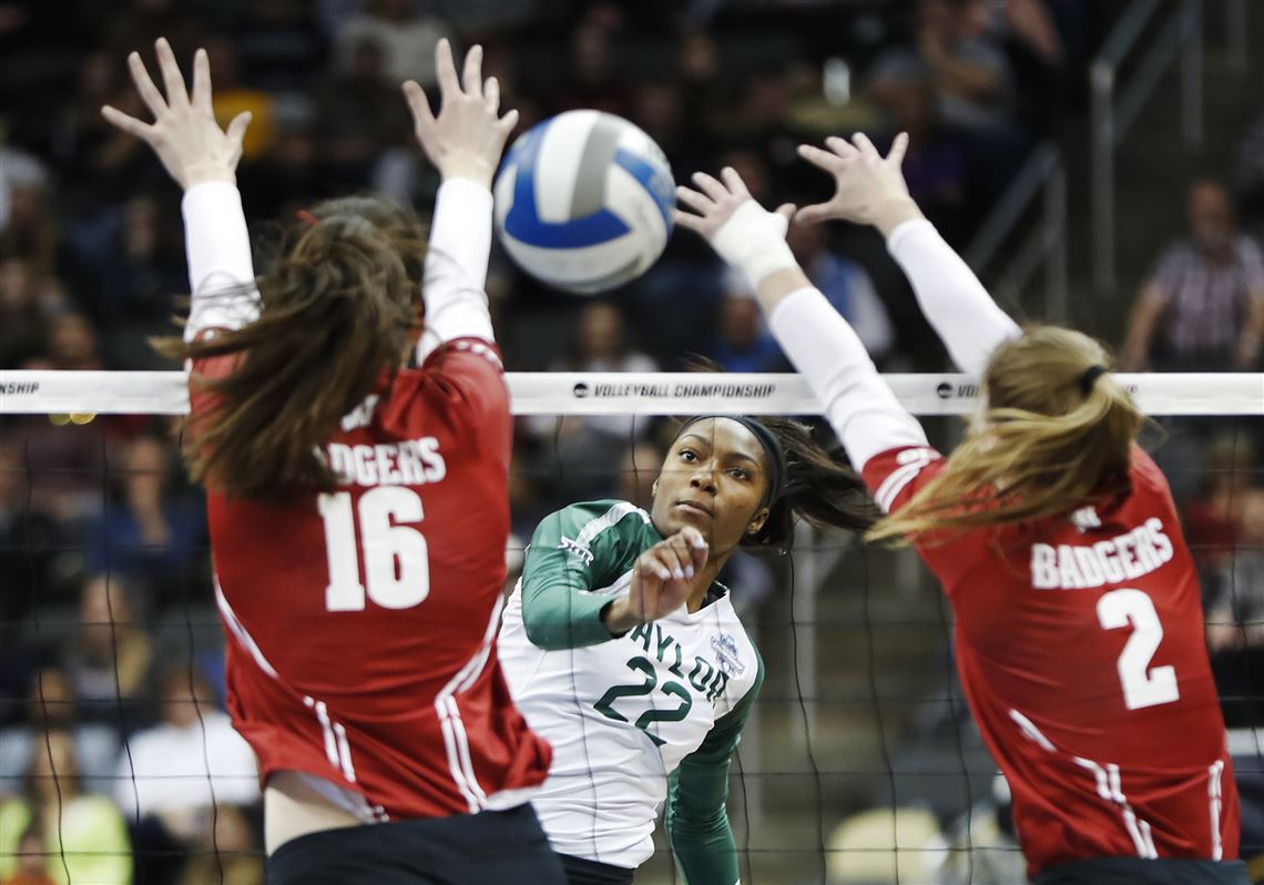 NCAA women's volleyball championship Wisconsin upsets Baylor; Stanford