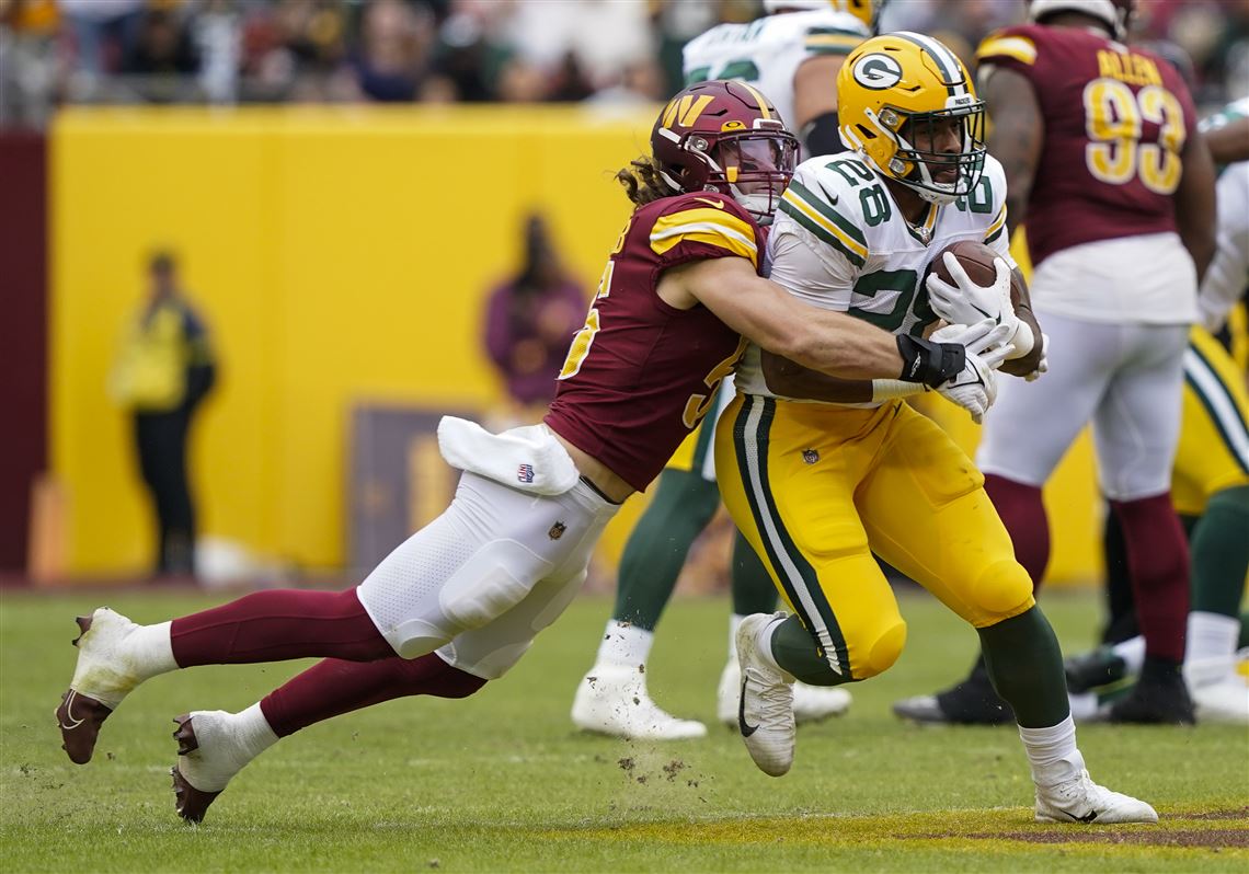 Washington Redskins linebacker Chris Carter (55) and Washington