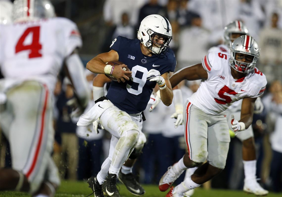 Penn State Nittany Lions quarterback Trace McSorley (9) hands off