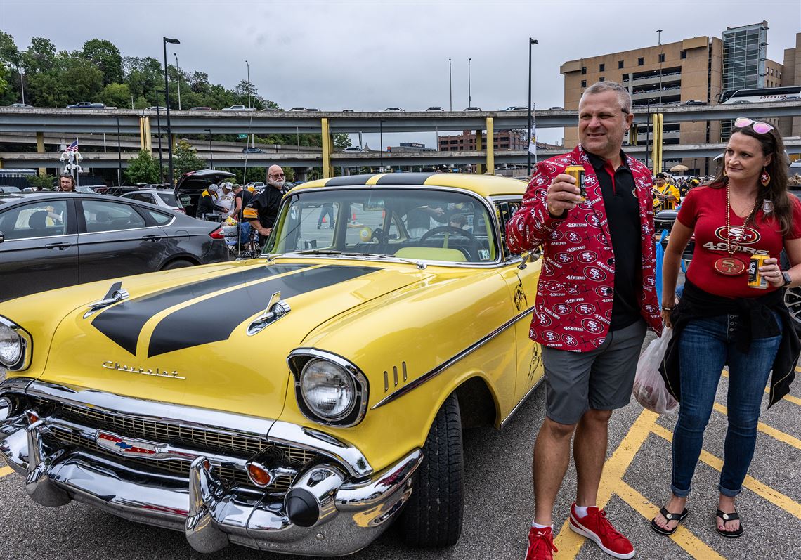 San Francisco 49ers fans tailgate before the start of an NFL