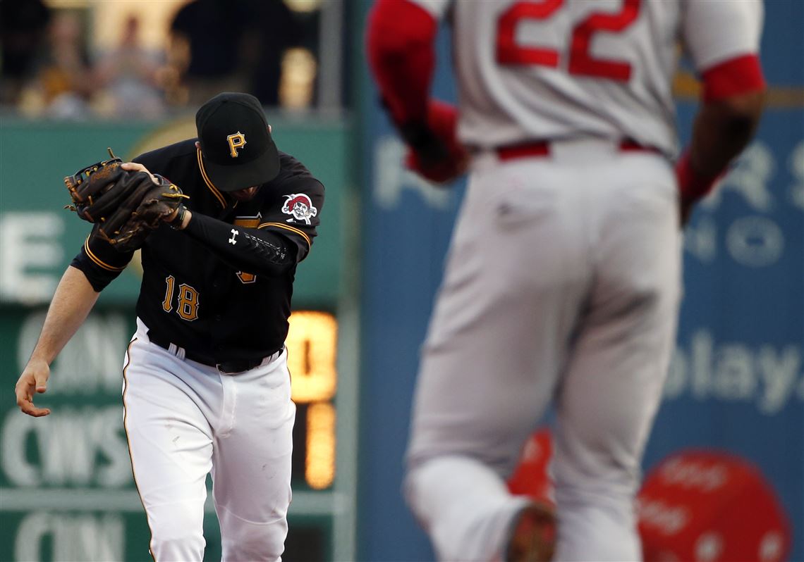 On The Pirates: Neil Walker's triple-play ball elusive