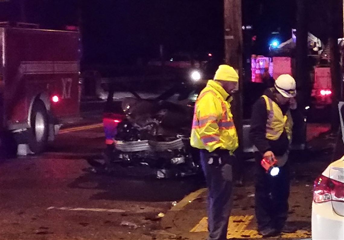 driver-sought-after-vehicle-crashes-into-hydrant-in-wilkinsburg