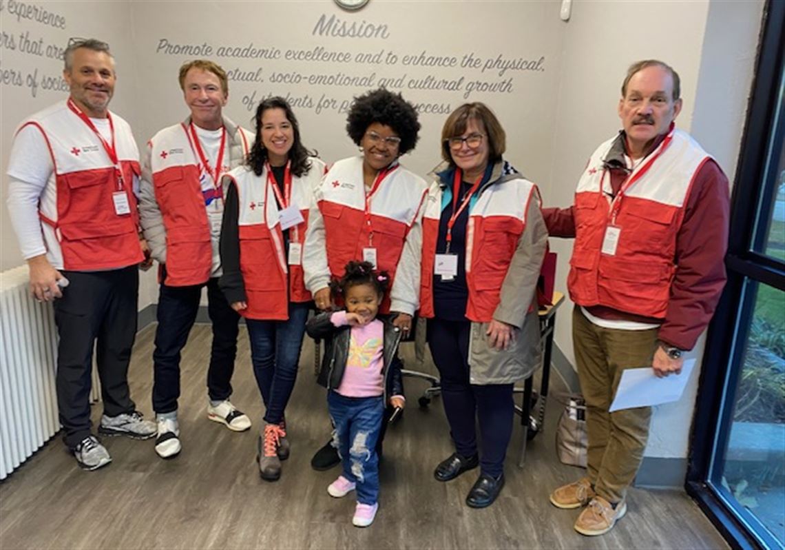 3 good things Smoke detectors, old newspapers and toys on a plane