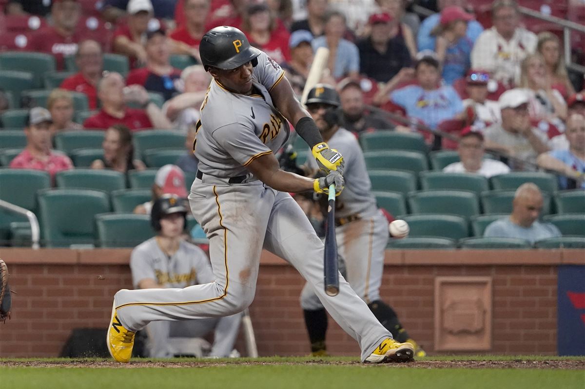 BRADENTON, FL - MARCH 07: Pittsburgh Pirates first baseman Endy Rodriguez  (25) fields his position during an MLB Spring Training game against the  Toronto Blue Jays on March 07, 2023 at LECOM