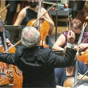 Pittsburgh Symphony Orchestra music director Manfred Honeck directs the orchestra during its gala on Sept. 23 at Heinz Hall.