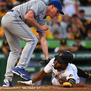Andrew McCutchen discusses left ankle sprain that sidelined him for Pirates'  5th straight loss