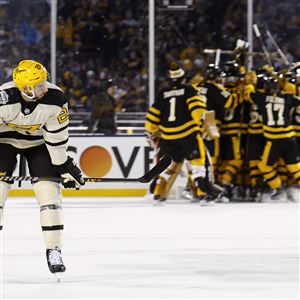 Penguins' Tristan Jarry Forced To Leave Winter Classic With Apparent Injury  