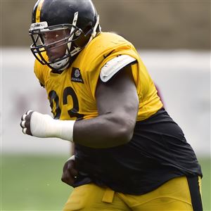 Ex-Army Ranger in the trenches with Steelers