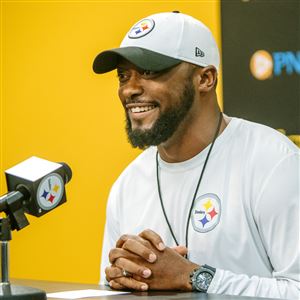 Seahawks Russell Wilson disagrees with Steelers Mike Tomlin