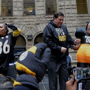 Roethlisberger Says He Regrets Steelers' Anthem Absence As Villanueva Jersey  Sales Soar