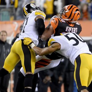 Injured Steelers linebacker Ryan Shazier vows to play again