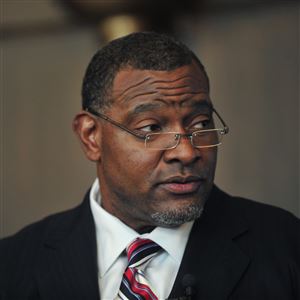 Anthony Hamlet addresses the media about his resume last week during a press conference at the Pittsburgh Public Schools administration building in Oakland.