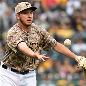 Pirates acquire Phil Coke from Yankees